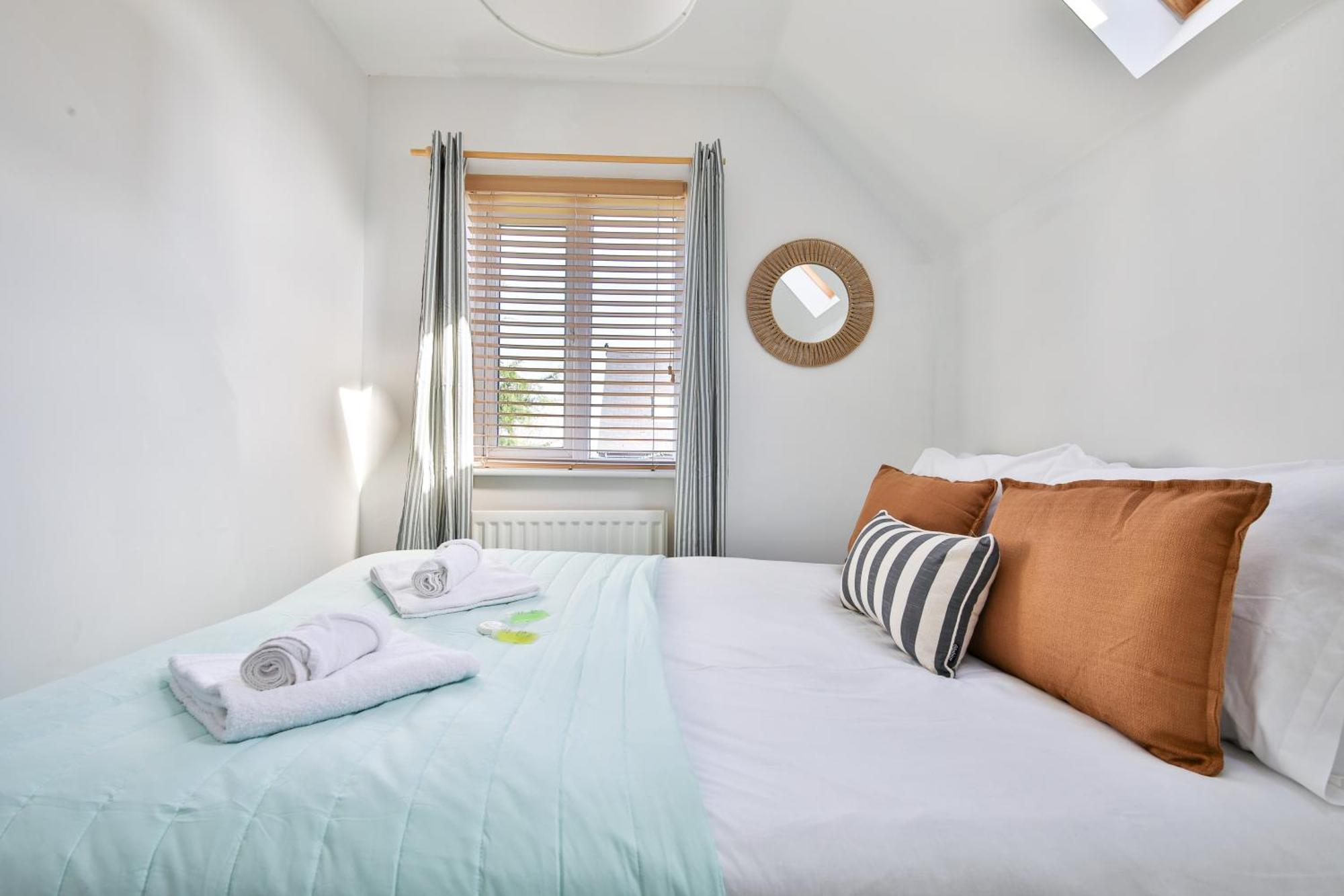 Stayright 2 Bed Beach House With Private Parking- Next To Barry Beach And Jackson Bay 외부 사진
