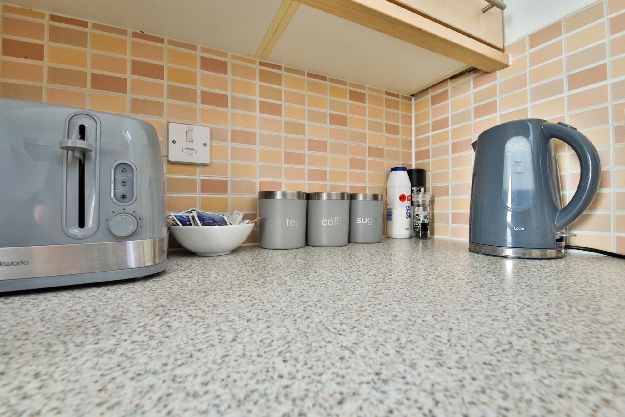 Stayright 2 Bed Beach House With Private Parking- Next To Barry Beach And Jackson Bay 외부 사진