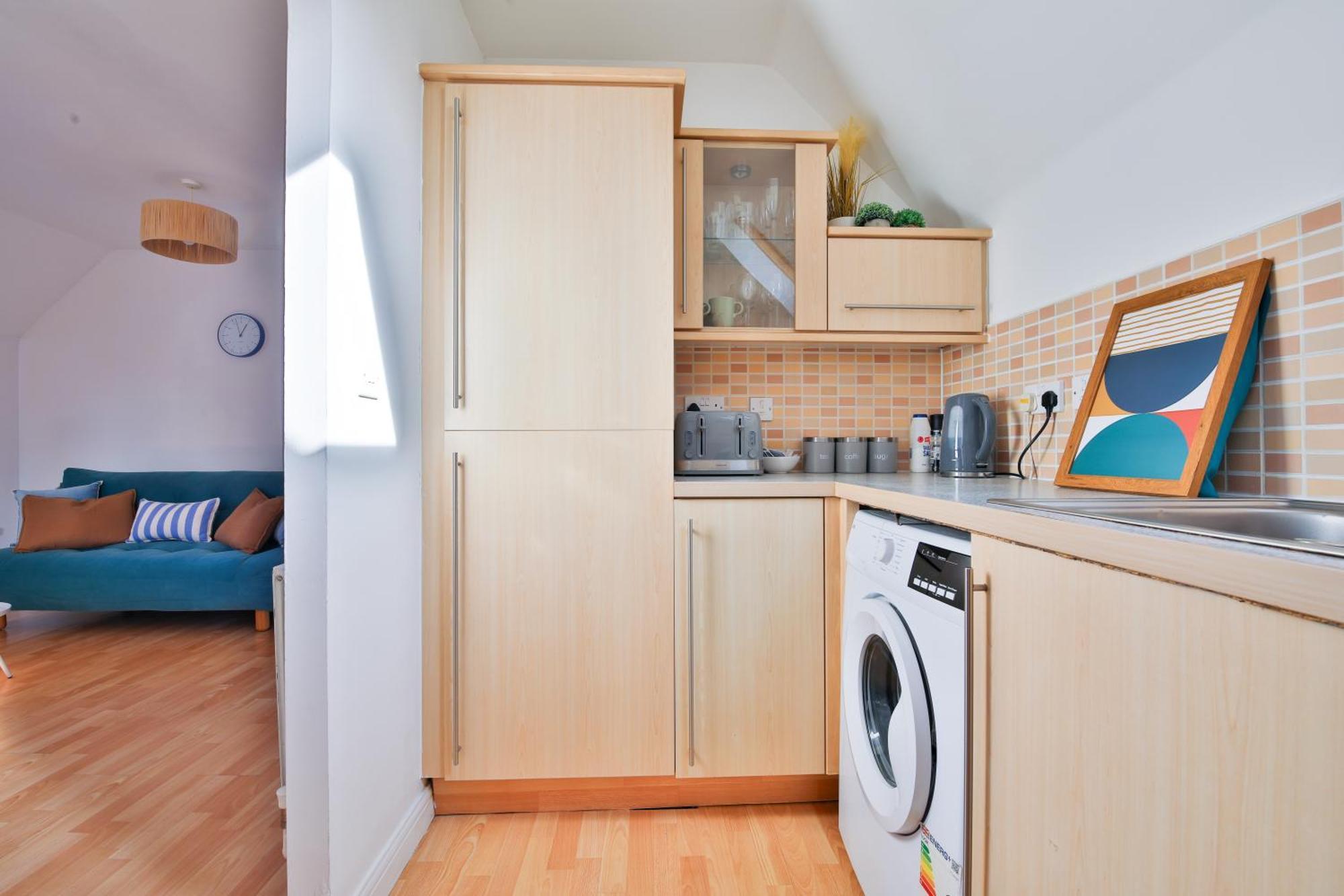 Stayright 2 Bed Beach House With Private Parking- Next To Barry Beach And Jackson Bay 외부 사진